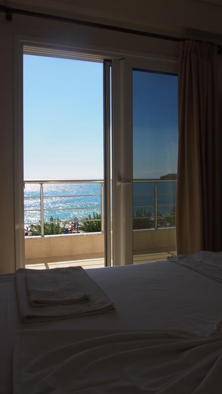 הימארה Rondos Hotel חדר תמונה