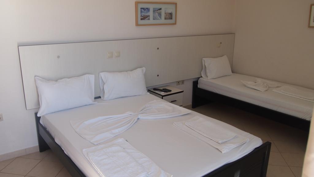הימארה Rondos Hotel חדר תמונה