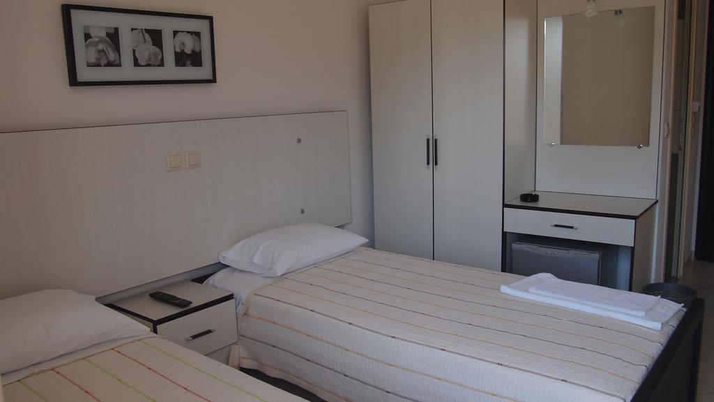 הימארה Rondos Hotel מראה חיצוני תמונה