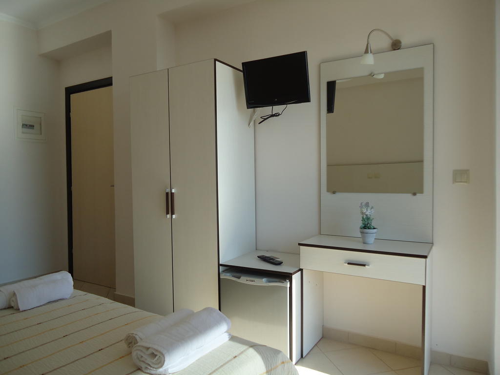 הימארה Rondos Hotel חדר תמונה