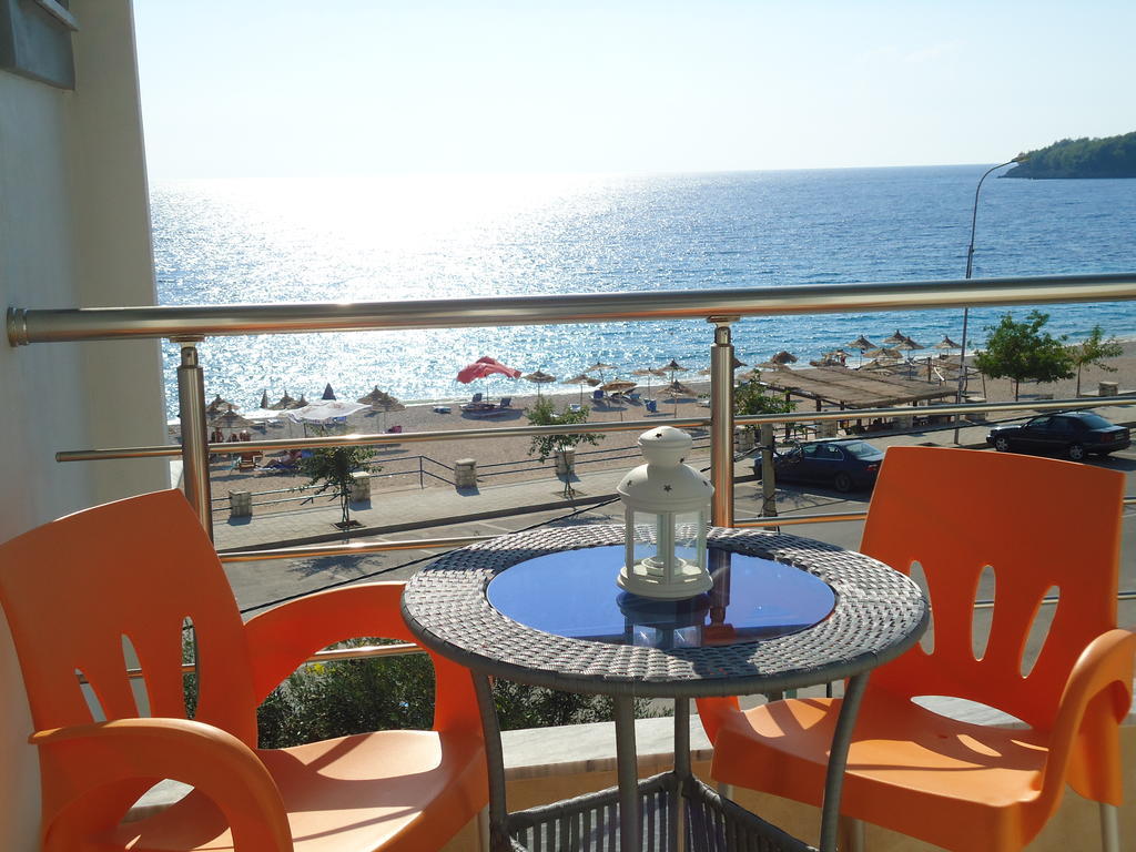 הימארה Rondos Hotel מראה חיצוני תמונה