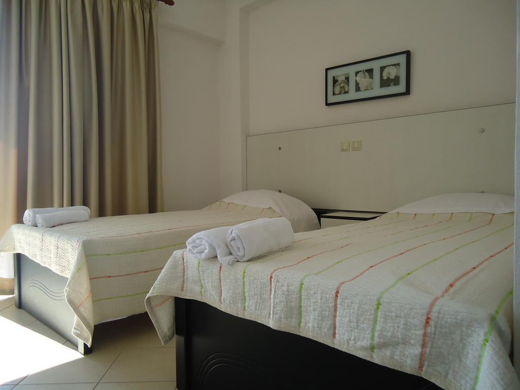 הימארה Rondos Hotel חדר תמונה
