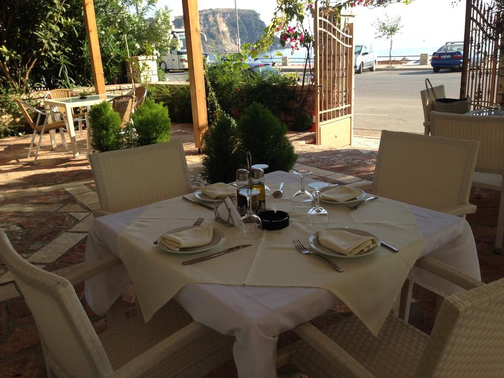 הימארה Rondos Hotel מראה חיצוני תמונה