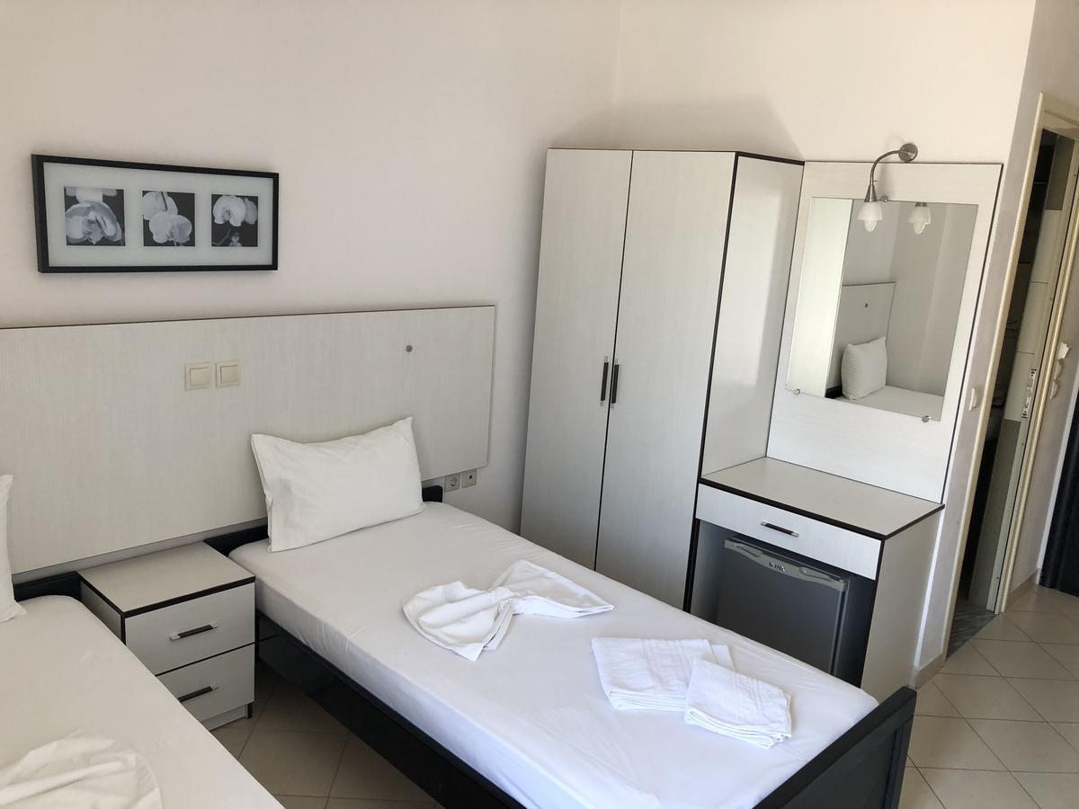 הימארה Rondos Hotel מראה חיצוני תמונה