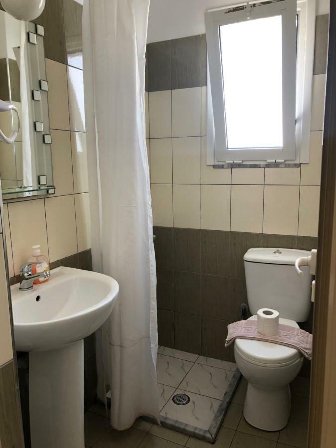 הימארה Rondos Hotel מראה חיצוני תמונה