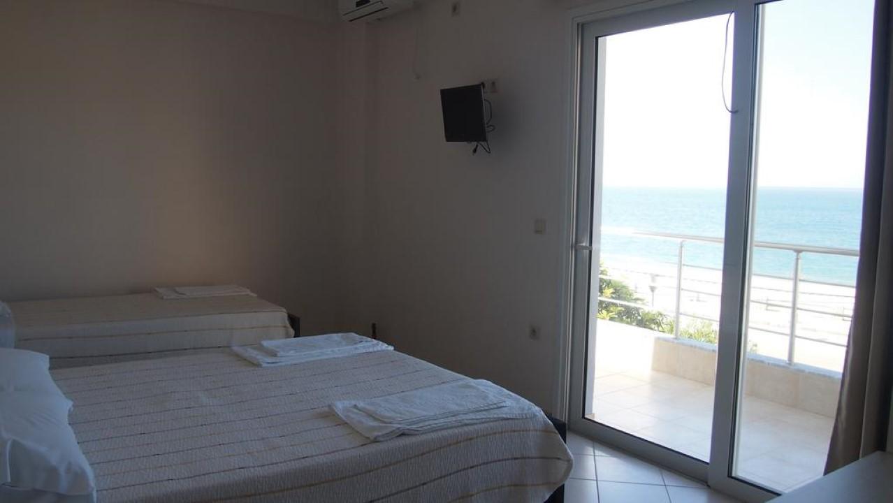 הימארה Rondos Hotel מראה חיצוני תמונה